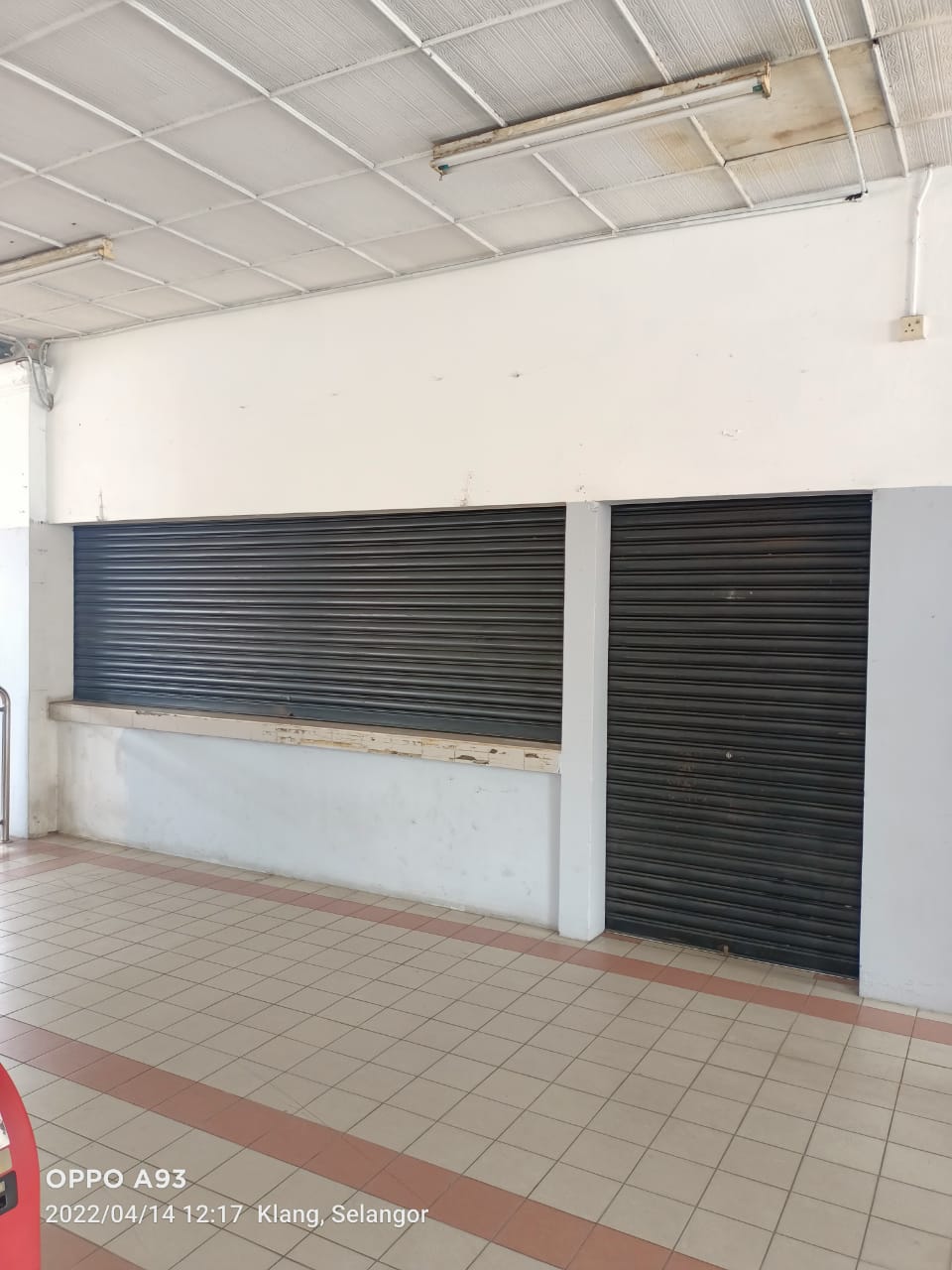 KIOS STESEN KOMUTER KLANG